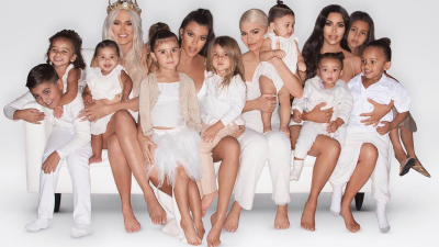 Khloé Kardashian Spits Hot Fire At Troll Who Dared To Critique The Fam Xmas Card