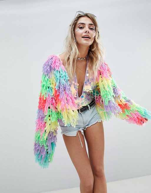 Very Extra Festival Outfits That’ll Make It Impossible For Anyone To Lose You