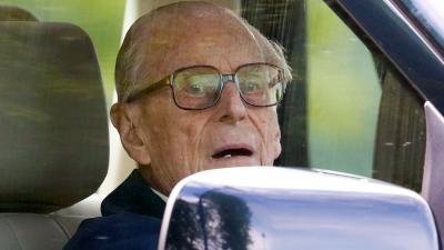 Prince Philip Photographed Driving Without A Seatbelt Days After 4WD Crash