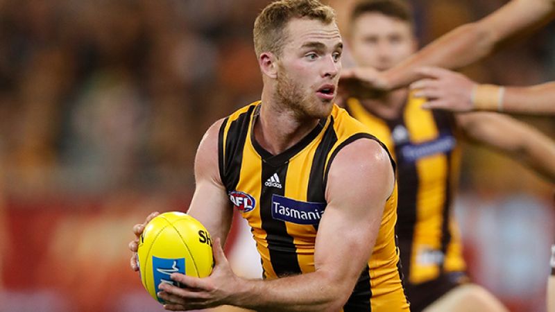 Brownlow Medalist Tom Mitchell Has Reportedly Broken His Leg At Training