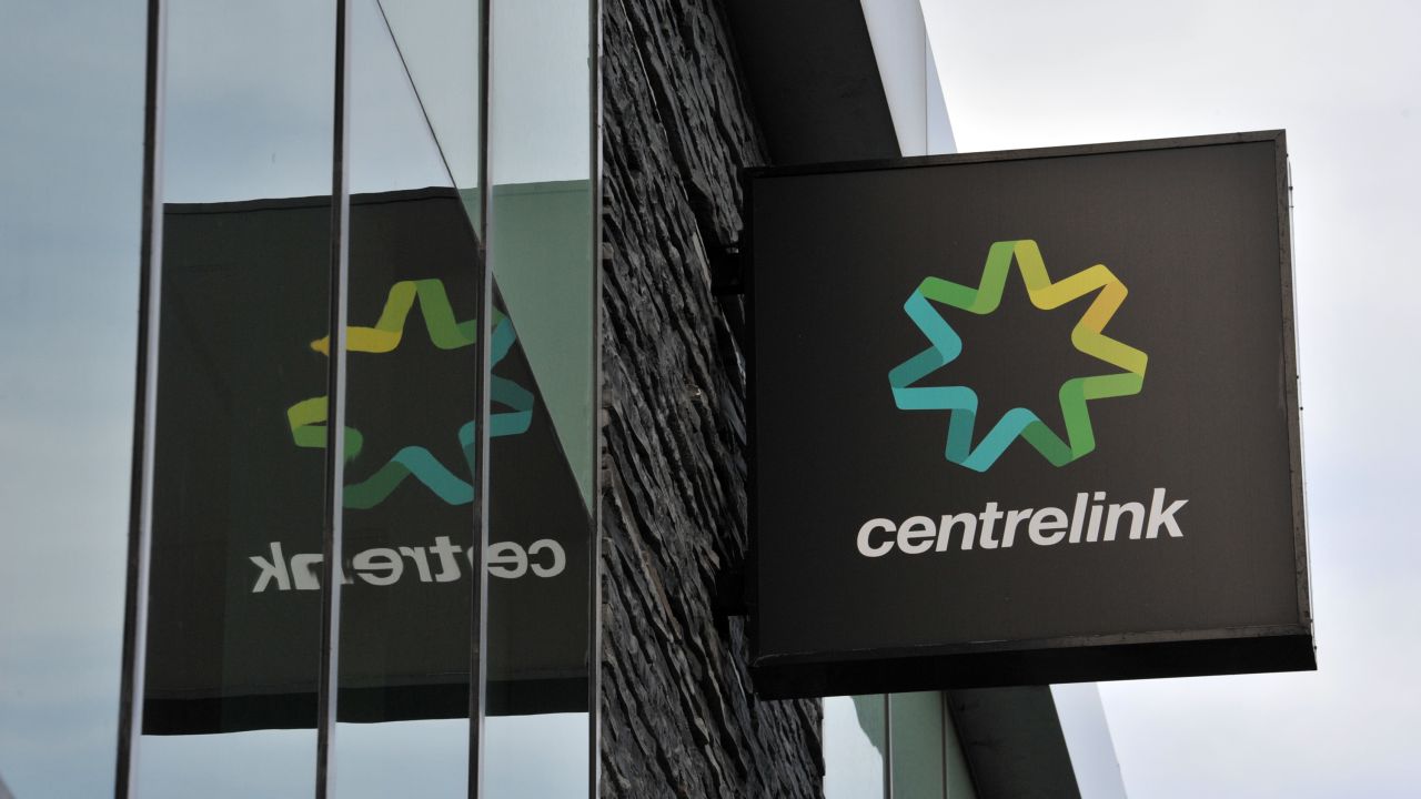 The Shitty Centrelink Robo-Debt System Is Costing Nearly As Much As It Makes