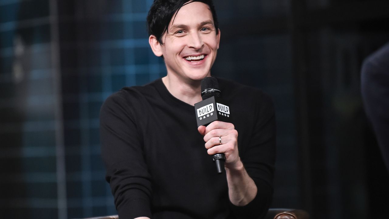 ‘Gotham’ Star Robin Lord Taylor Is Locked In For Netflix’s ‘You’ Season 2 
