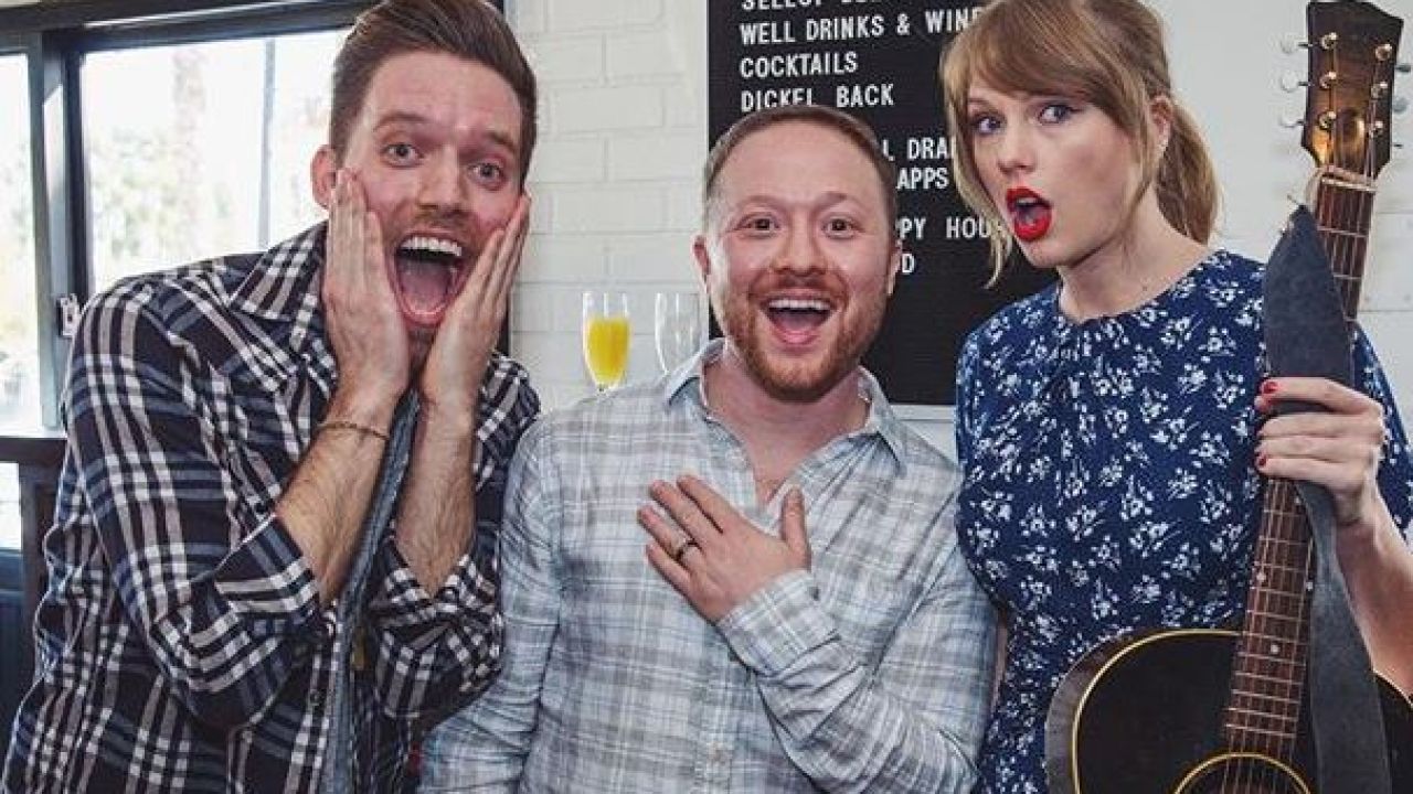 Watch Taylor Swift Give A Surprise Performance At Her Fans’ Engagement Party