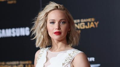 Jennifer Lawrence And Her Big Arty Boyfriend Are Officially Engaged