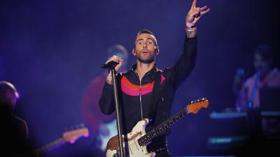People Wasted No Time Shitting All Over Maroon 5’s Piss-Awful Halftime Show