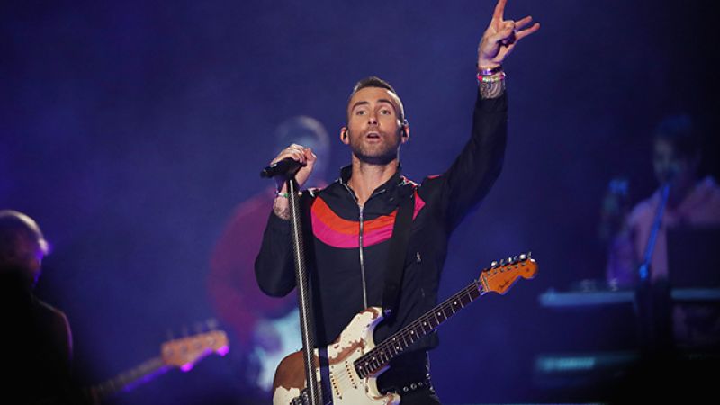People Wasted No Time Shitting All Over Maroon 5’s Piss-Awful Halftime Show