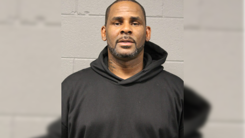 R. Kelly Remains In Jail After Failing To Make $100K Cash Payment On Bond