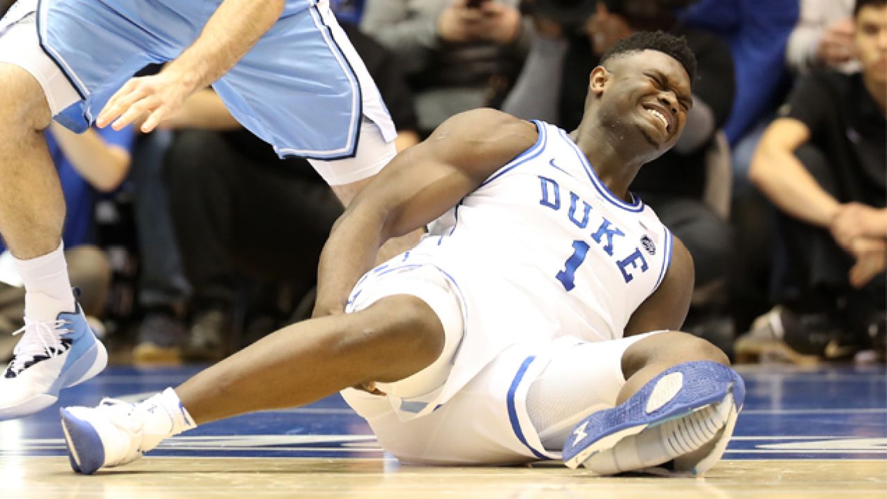 US College Basketball’s Top Star Injured After Exploding Through Own Shoe