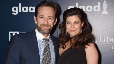 Luke Perry’s Fiancée Thanks Everyone For “Outpouring Of Love And Support”