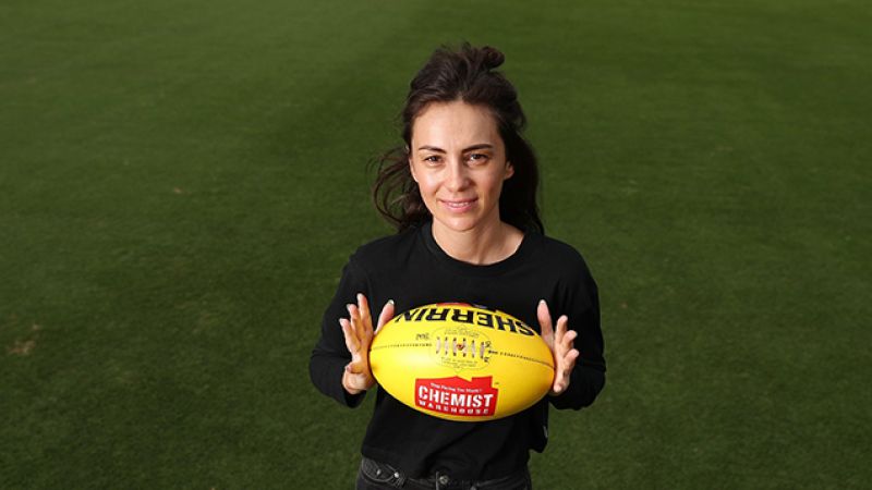 Amy Shark Is Set To Perform At This Year’s Huge AFLW Grand Final