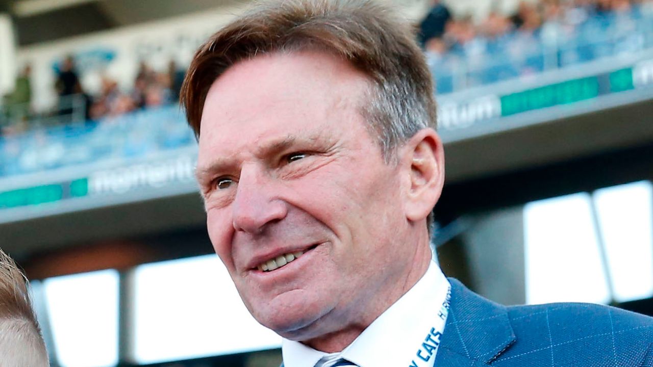Noted Gronk Sam Newman Doubles Down After Deleting Weird Transphobic Video