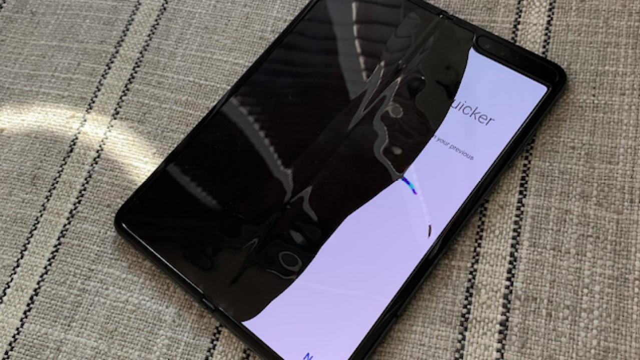 Samsung’s New Folding Phone Seems To Break Remarkably Easily
