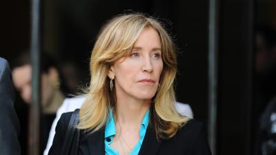 Felicity Huffman Will Plead Guilty To Fraud After That Massive College Scam