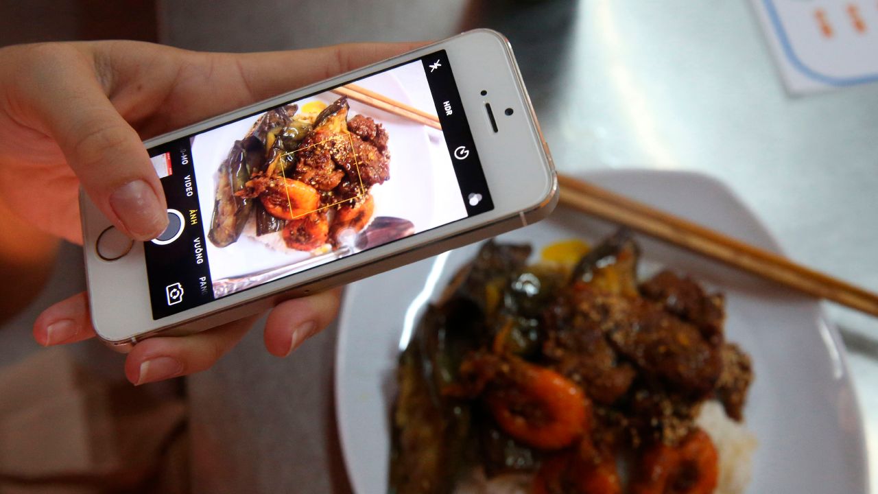 Restauranteurs Are Reportedly Banning Influencers Who Try To Cop A Free Feed