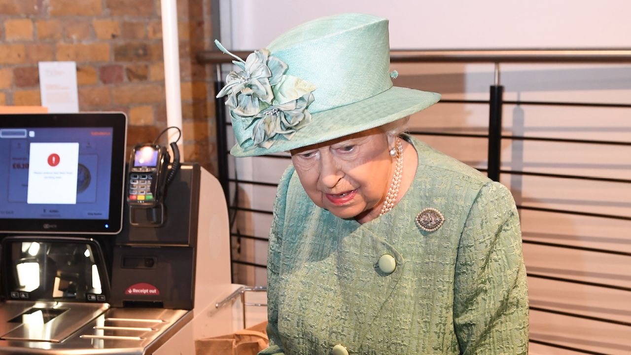 The Queen Encounters Self-Serve Checkout, Immediately Asks About Scamming It