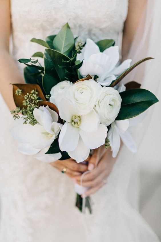 These Unique Bouquets Are Trending For Spring / Summer Weddings