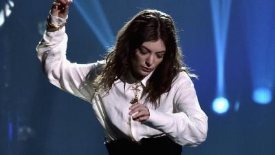Lorde Gives The Green Light For New Album & We’ve Been Waiting For It, We Want It