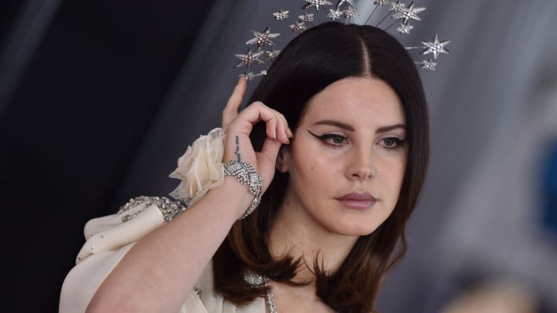Fans In A State Of Shock After Lana Del Rey Confirms She’s A Cancer, Not A Gemini