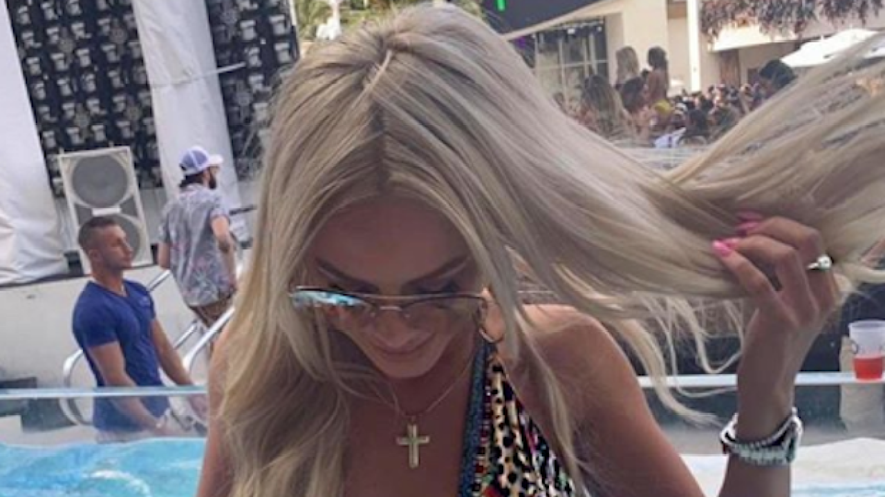Aussie Insta-Model Charged After Wad Of “Sugar Daddy” Cash & Drugs Found In Car