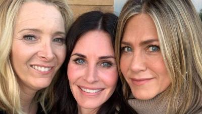 The One Where Courteney Cox Teases The Elusive ‘Friends’ Reunion On Instagram
