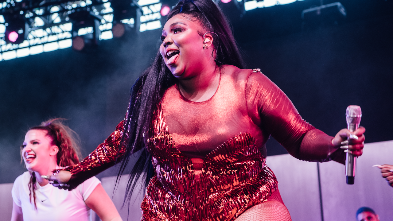 Lizzo Goes Rogue On Instagram Live, Casually Announces She’s Coming To Australia