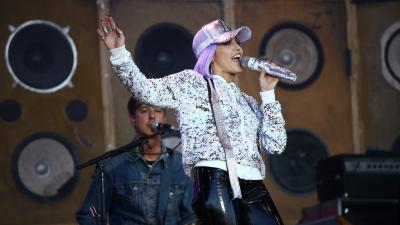 Glastonbury Went Full ‘Black Mirror’ & Brought Out Surprise Guest Ashley O