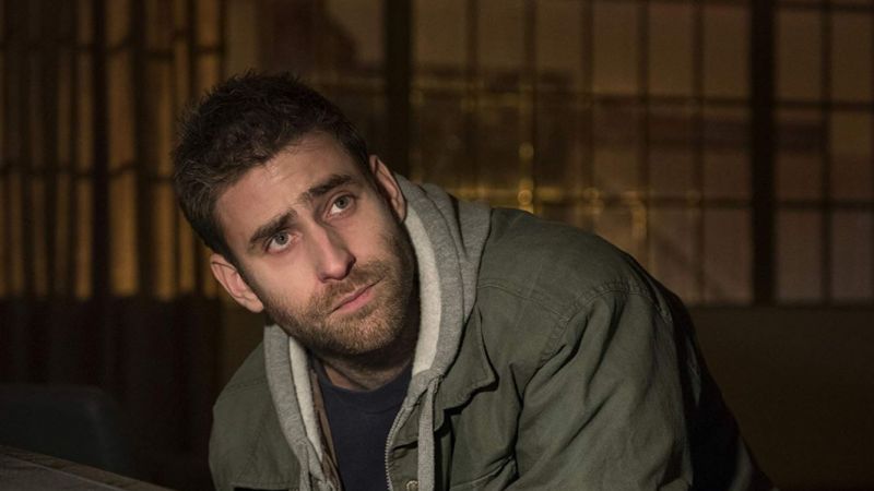 ‘Haunting Of Hill House’ Star Oliver Jackson-Cohen Is Headed To ‘Bly Manor’ For S2