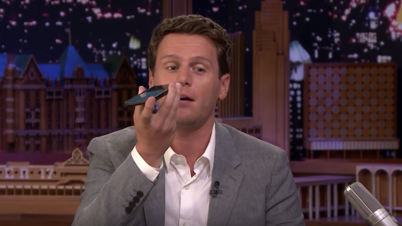 Cinnamon Roll Jonathan Groff Recorded A Special ‘Frozen’ Song For Jimmy Fallon’s Kids