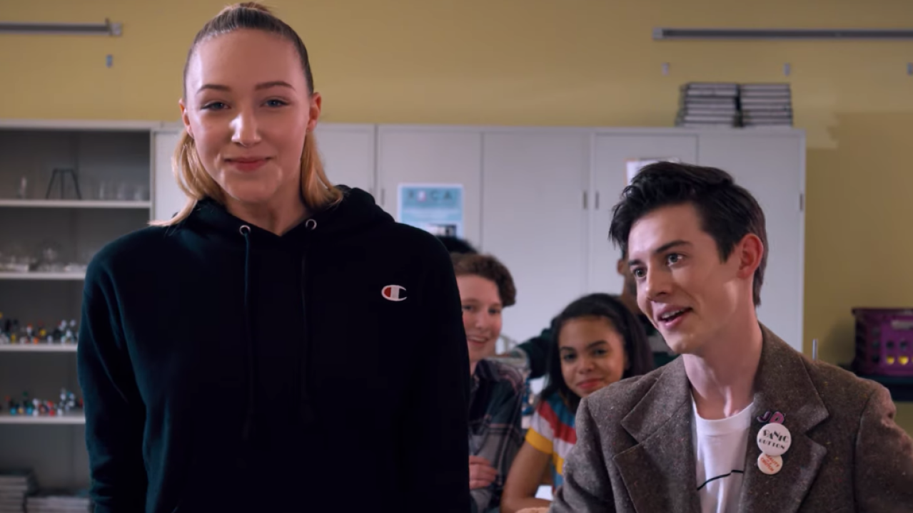 Netflix’s New Teen Romcom ‘Tall Girl’ Looks Very Bad & I’m Absolutely Gonna Watch It
