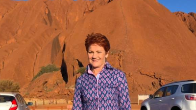 Spiritually Bankrupt Rodeo Clown Pauline Hanson Has Flown To Uluru Just To Climb It