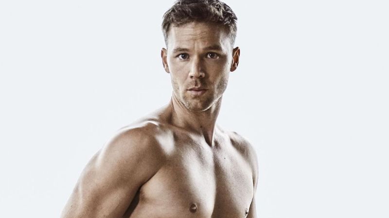 Lincoln Lewis Combatted His Mental Health Issues By Getting Cartoonishly Ripped