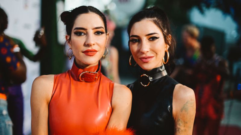The Veronicas Delete Twitter Account After Siding With will.i.am In The Qantas Debacle