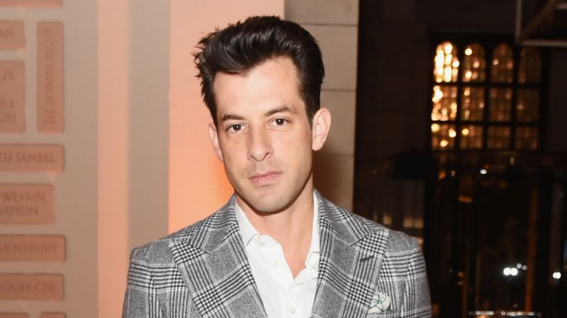 Mark Ronson Apologises After “Sapiosexual” Comment Blows Up The Internet