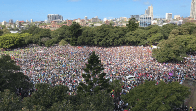 More Than 50,000 Pissed Off Sydneysiders Crammed Into The Domain For The Climate Strike