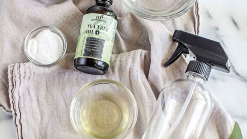 6 Easy Natural Cleaning Products You Can Whip Up With Shit From Your Kitchen Cupboard