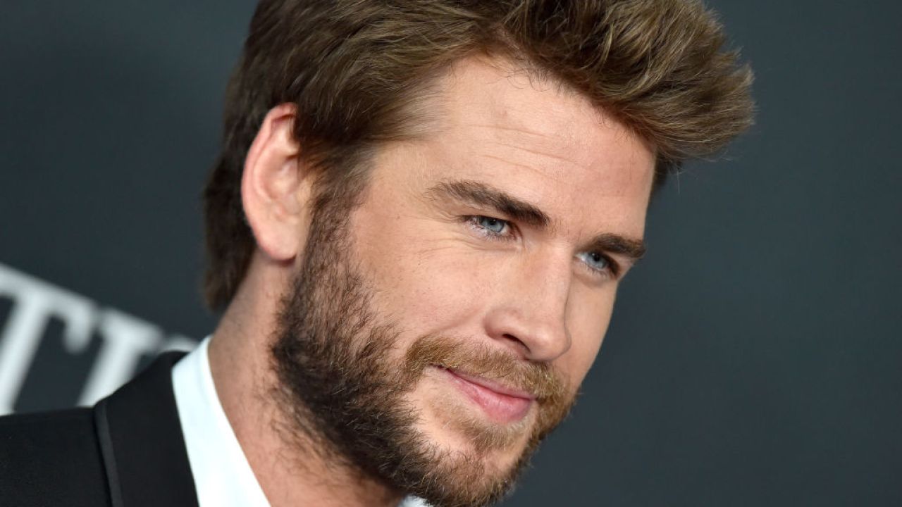 Well Fuck-A-Doodle-Doo, Liam Hemsworth’s Been Spotted On A Romantic Dinner Date