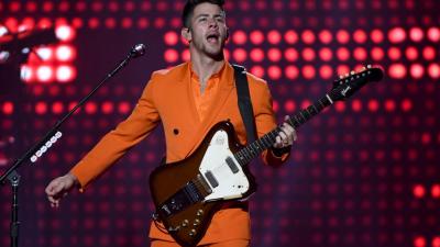 Nick Jonas Groped By A Punter During LA Jonas Brothers Concert & That’s Not Okay