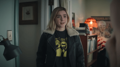 Netflix Has Finally Gifted Us The Trailer For Kiernan Shipka’s New Chrissy Romcom