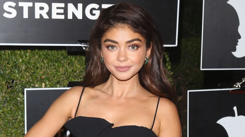 Sarah Hyland Of ‘Modern Family’ Shares Heartfelt Post About Her “Invisible Illness”