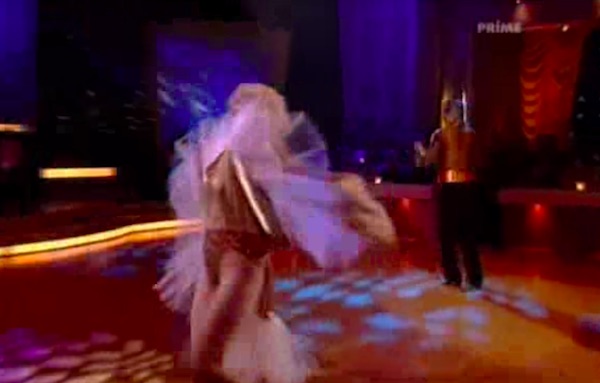 I Just Remembered That Time Kath & Kel Did ‘Dancing With The Stars’, What A Holiday Treat