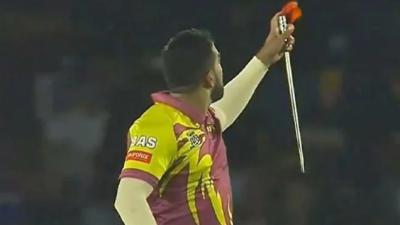 This South African Cricket Player’s Literal Magic Trick Celebration Has Hit Us For Six