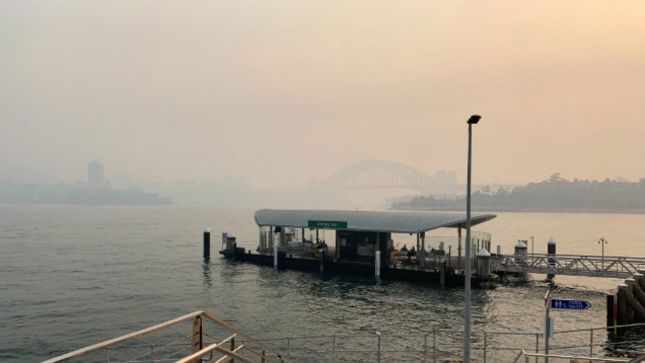 The Photos From Today’s Sydney Smoke Haze Paint A Very Apocalyptic Picture