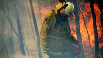 GOOD NEWS: Optus & Telstra Wipe Firefighters’ Phone Bills During Bushfire Crisis