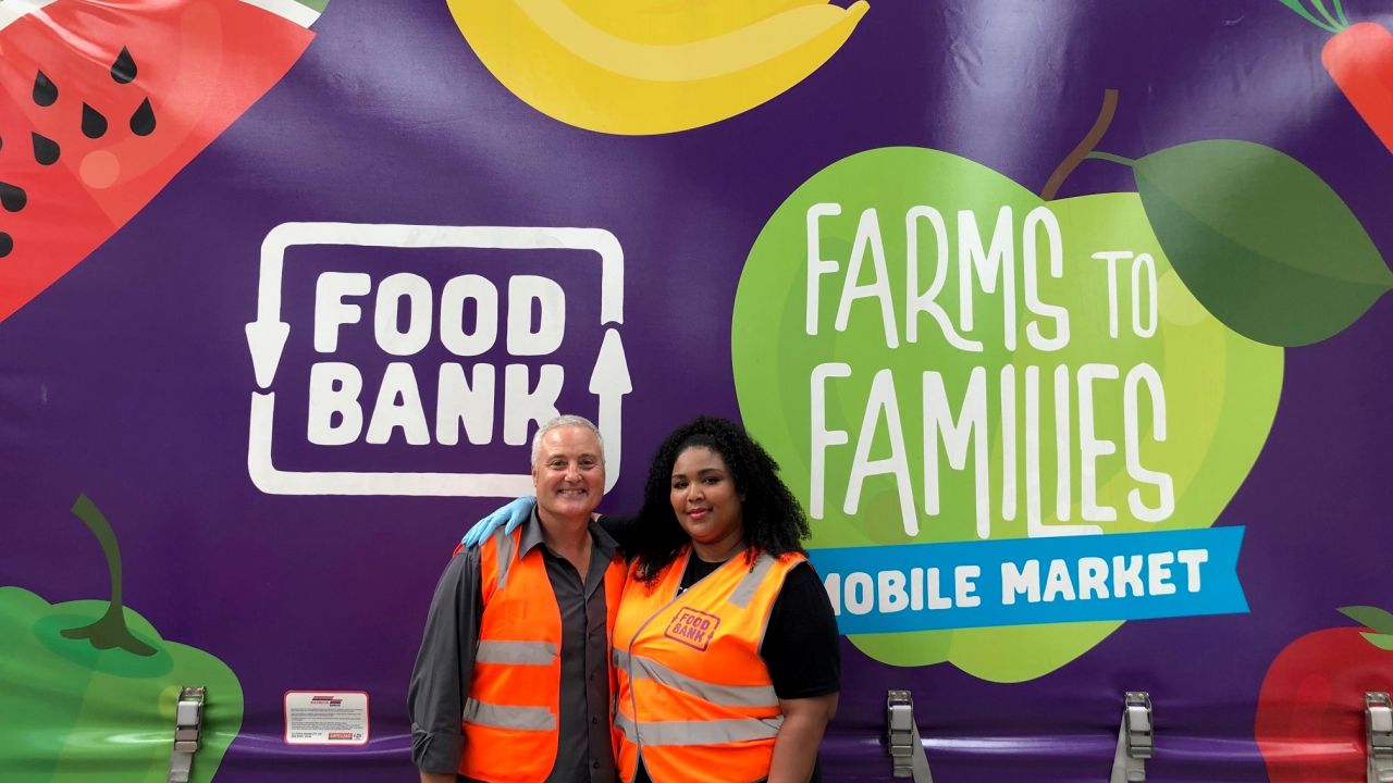 Lizzo, Good As Hell, Helped Pack Hampers For Fire-Affected Communities In Vic Today