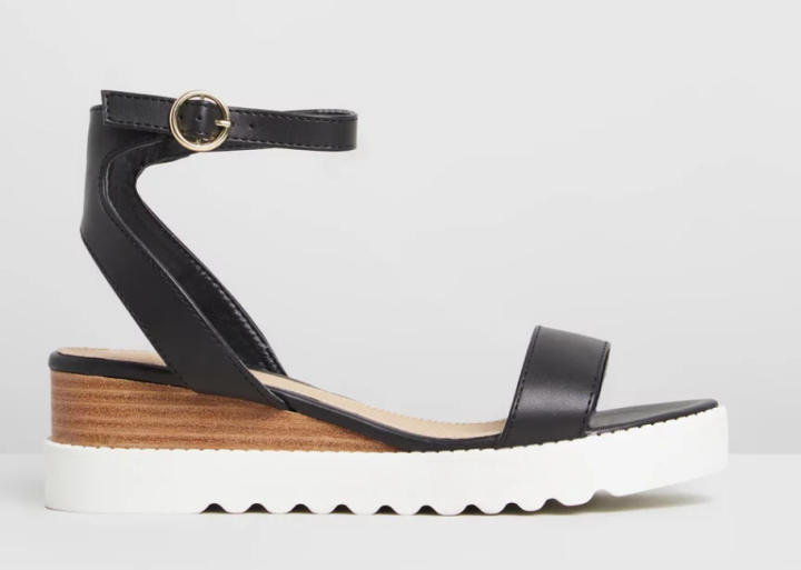 23 Pairs Of Ugly Sandals To Ruin Your Cute Slip Dress Look With In The Name Of Fashion