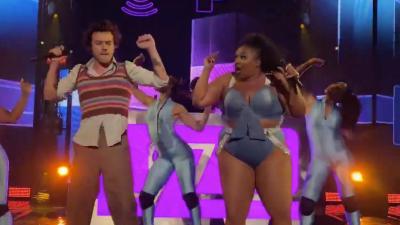 Harry Styles Makes Surprise Appearance At Lizzo Concert To Perform Guest Vocals In ‘Juice’