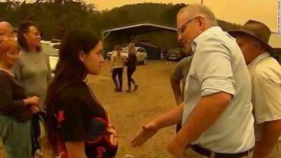 Bushfire Victim On Receiving End Of PM’s Forced Handshake Was Heartbroken When He Walked Away