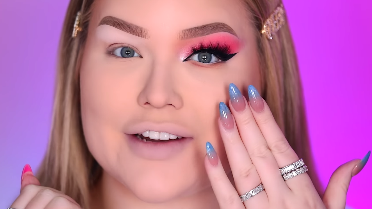 Beauty YouTube Star NikkieTutorials Reveals Torrent Of Support After Coming Out As Trans