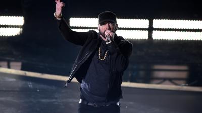 Eminem & A Live Orchestra Performed ‘Lose Yourself’ At The Oscars Like It Was 2003