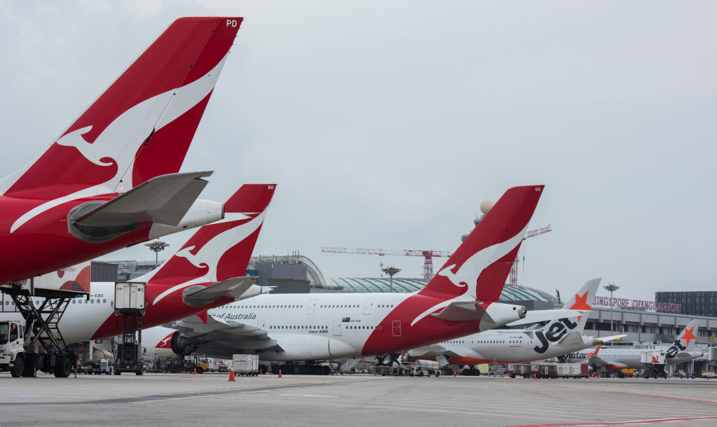 qantas suspends flights china coronavirus